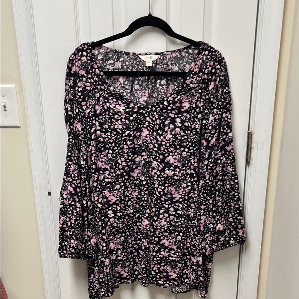 Terra & Sky Black and Pink Floral Blouse